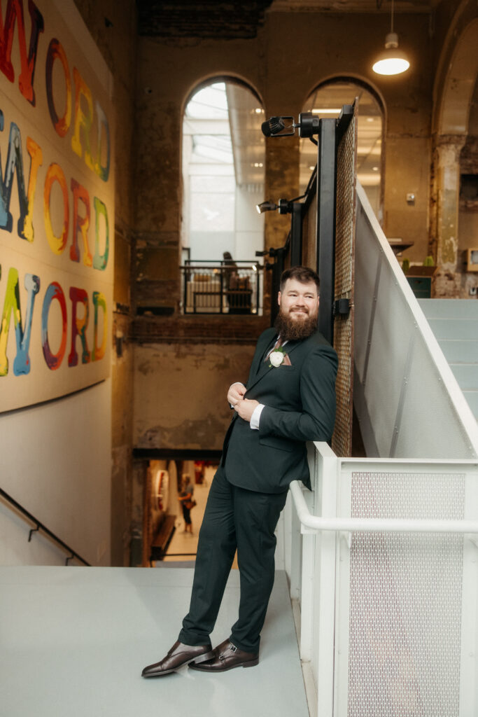 Groom getting ready at Museum Lab Pittsburgh