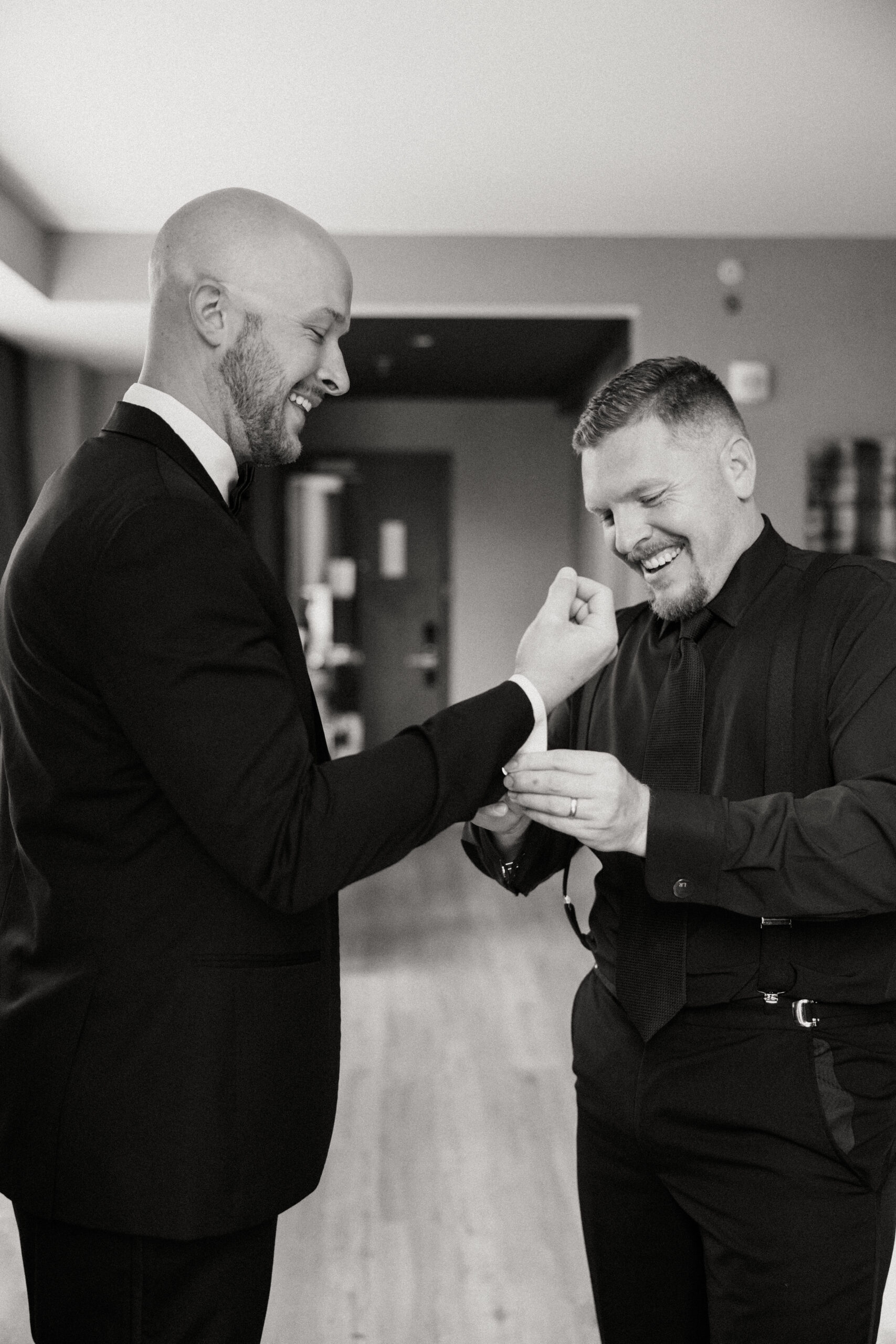 Groom getting ready fox chapel golf club