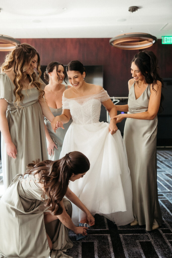 Downtown Pittsburgh wedding photography