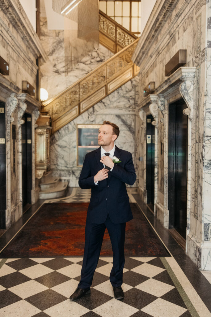 Downtown Pittsburgh wedding photography