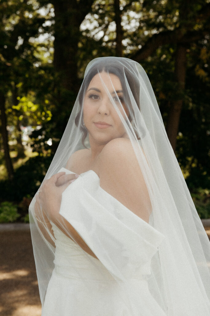 Bride and groom portraits at Fox Chapel Golf Club during Pittsburgh wedding