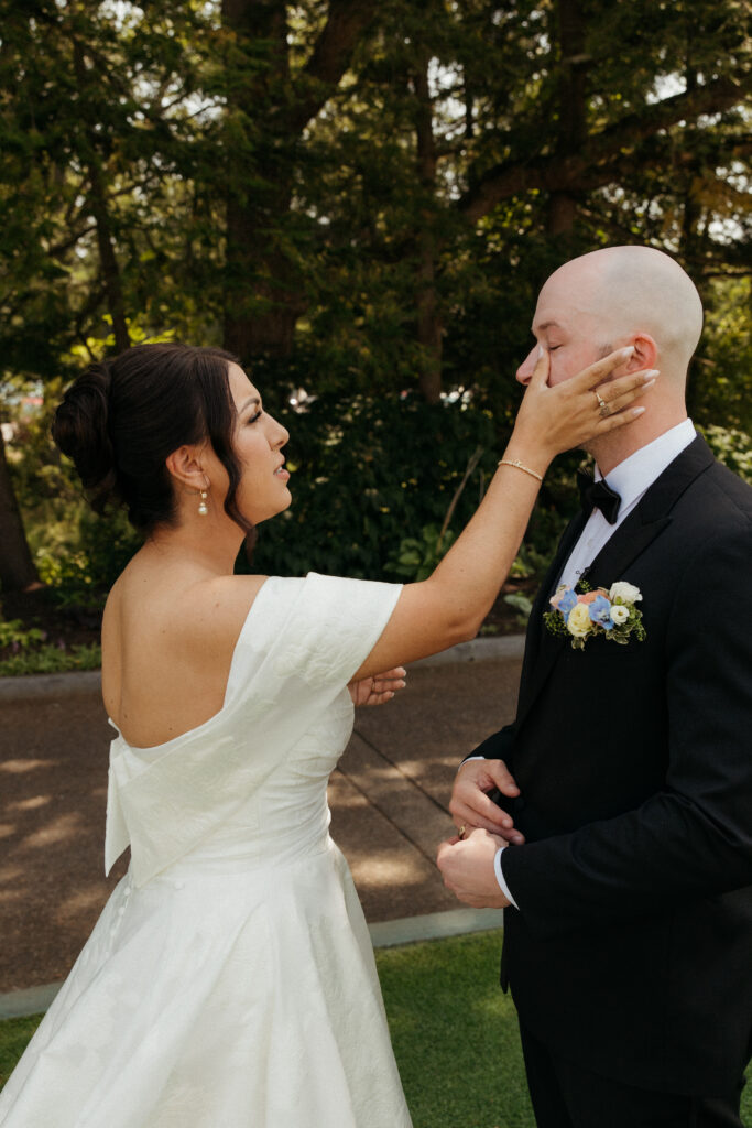 Bride and groom portraits at Fox Chapel Golf Club during Pittsburgh wedding