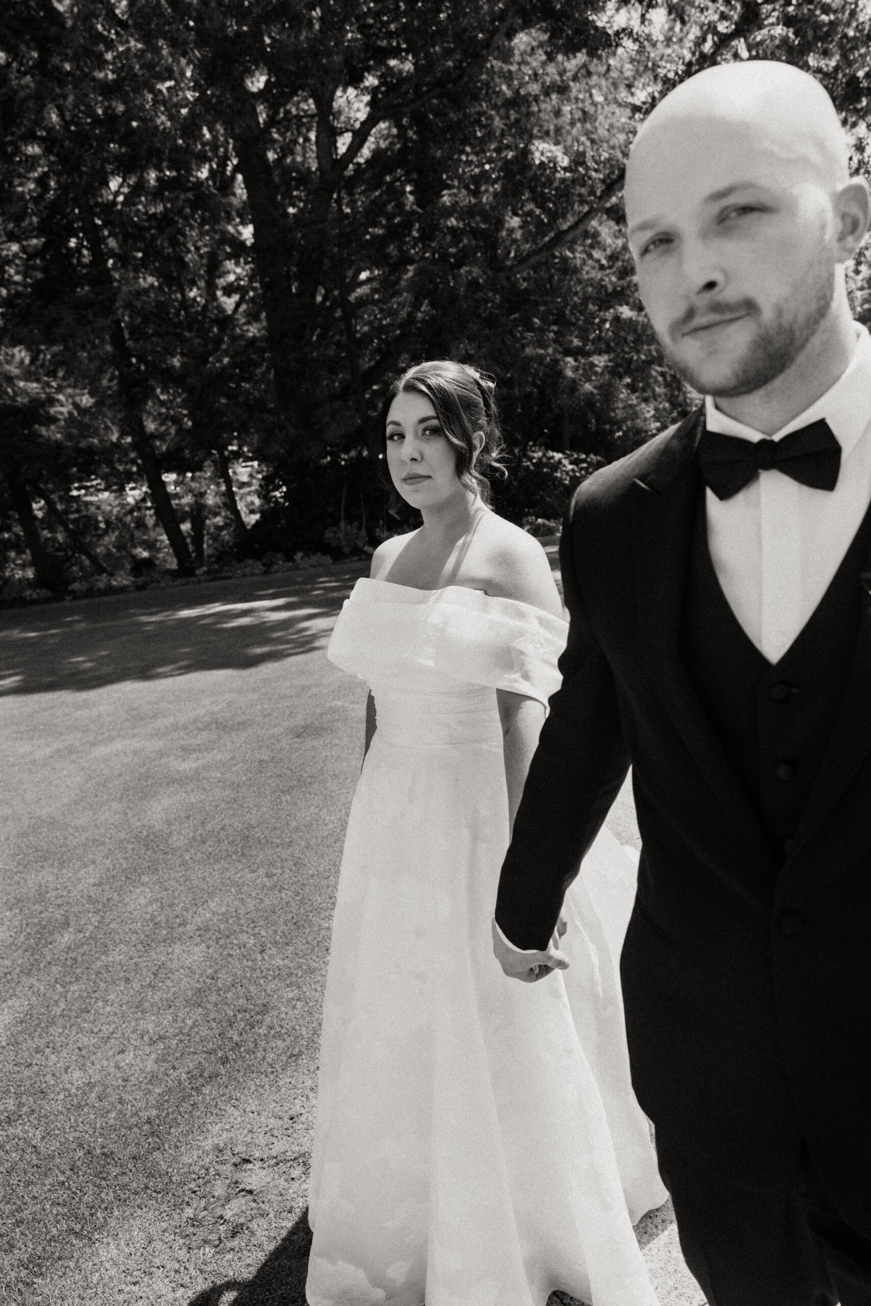 Bride and groom portraits at Fox Chapel Golf Club during Pittsburgh wedding