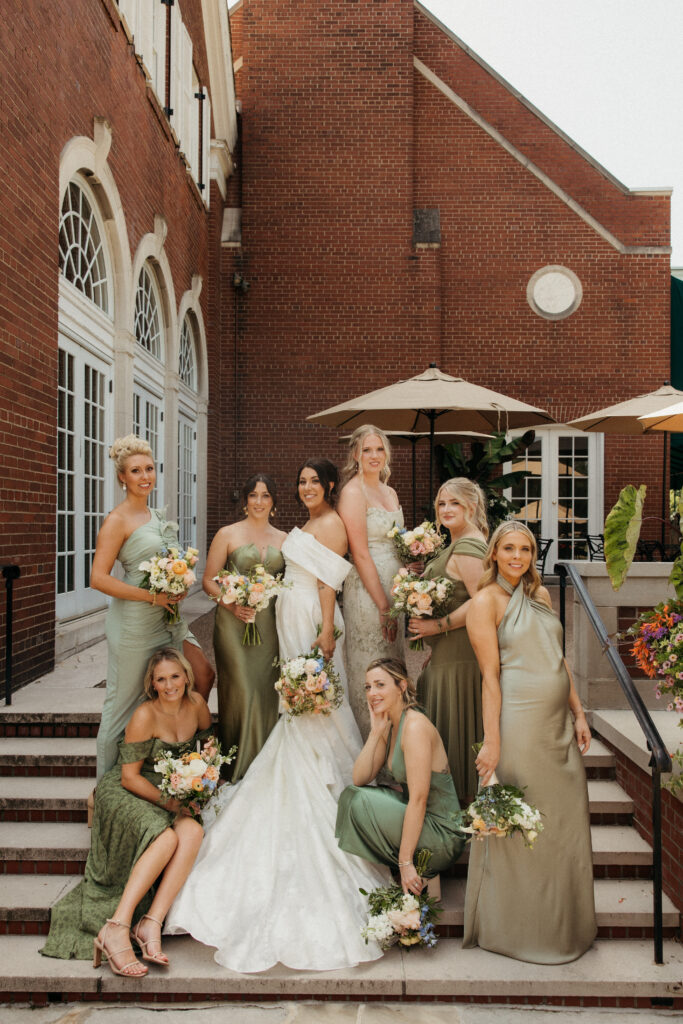 Bride and groom portraits at Fox Chapel Golf Club during Pittsburgh wedding