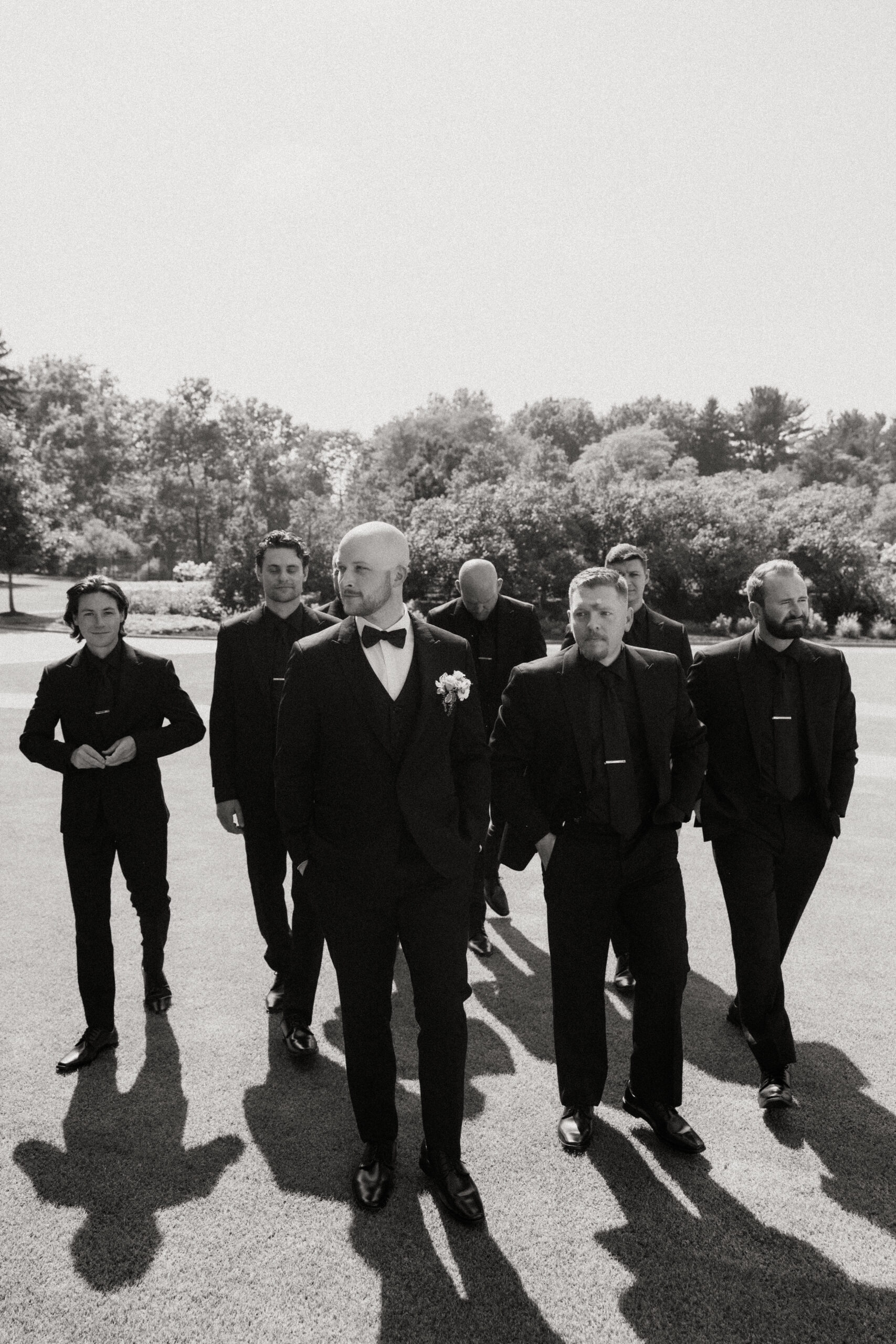 Elegant wedding portraits at Fox Chapel Golf Club captured by Pittsburgh wedding photographer