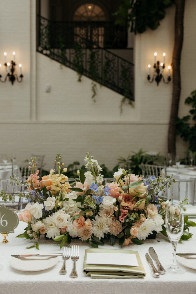 Elegant wedding portraits at Fox Chapel Golf Club captured by Pittsburgh wedding photographer