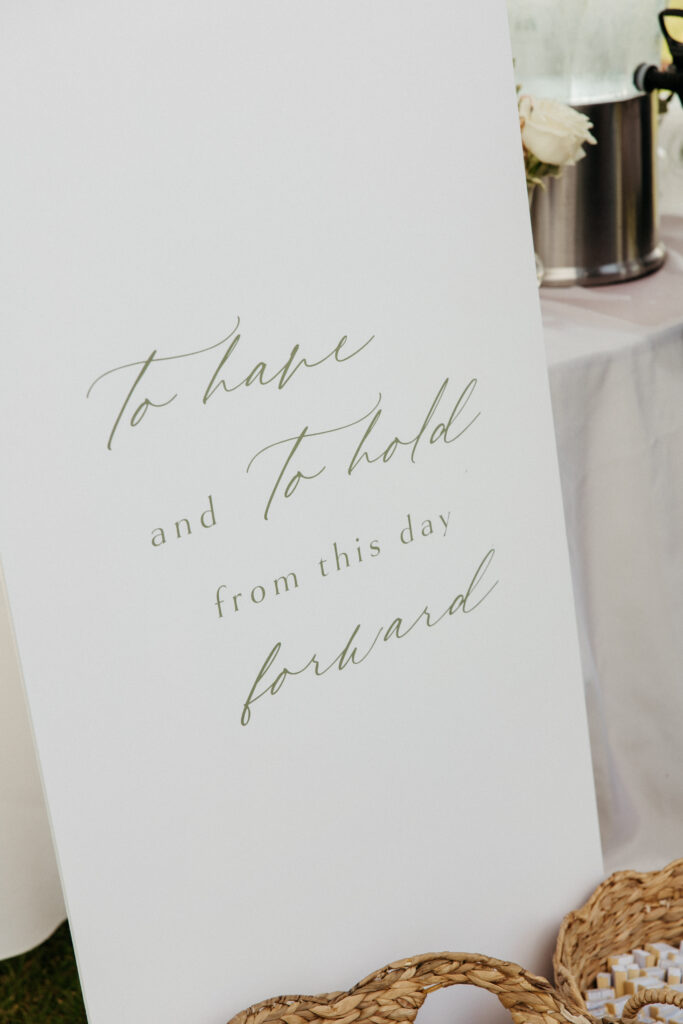 Elegant wedding portraits at Fox Chapel Golf Club captured by Pittsburgh wedding photographer